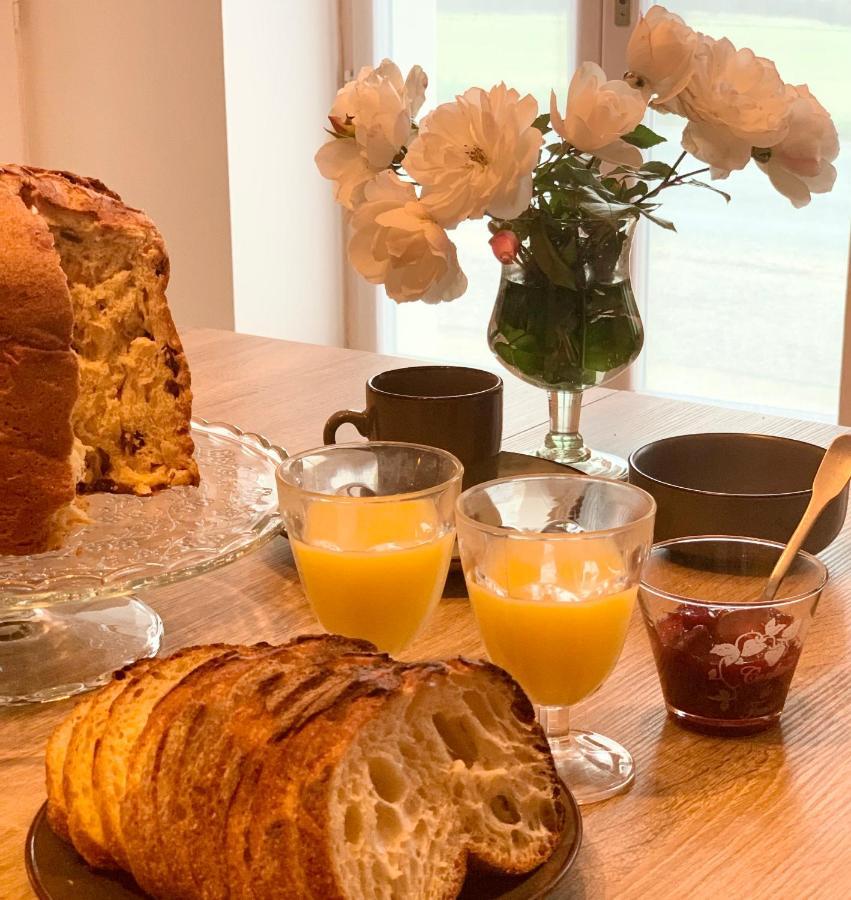 La Glycine B&B Sainte-Colombe  エクステリア 写真