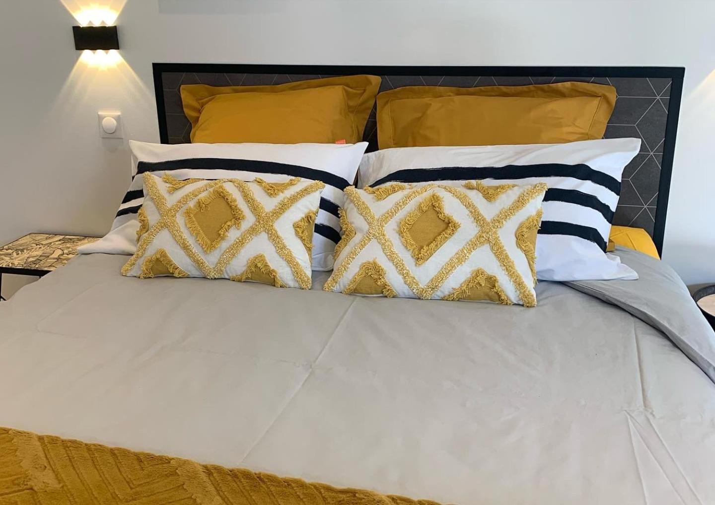 La Glycine B&B Sainte-Colombe  エクステリア 写真